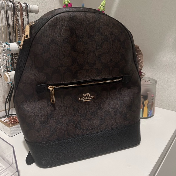 kenley backpack in signature canvas - Picture 1 of 5
